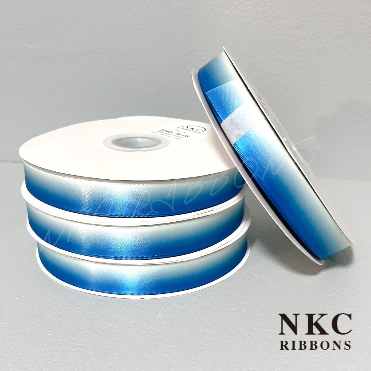 Blue/White Ombre