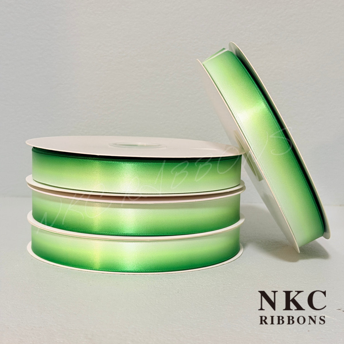 Green/White Ombre
