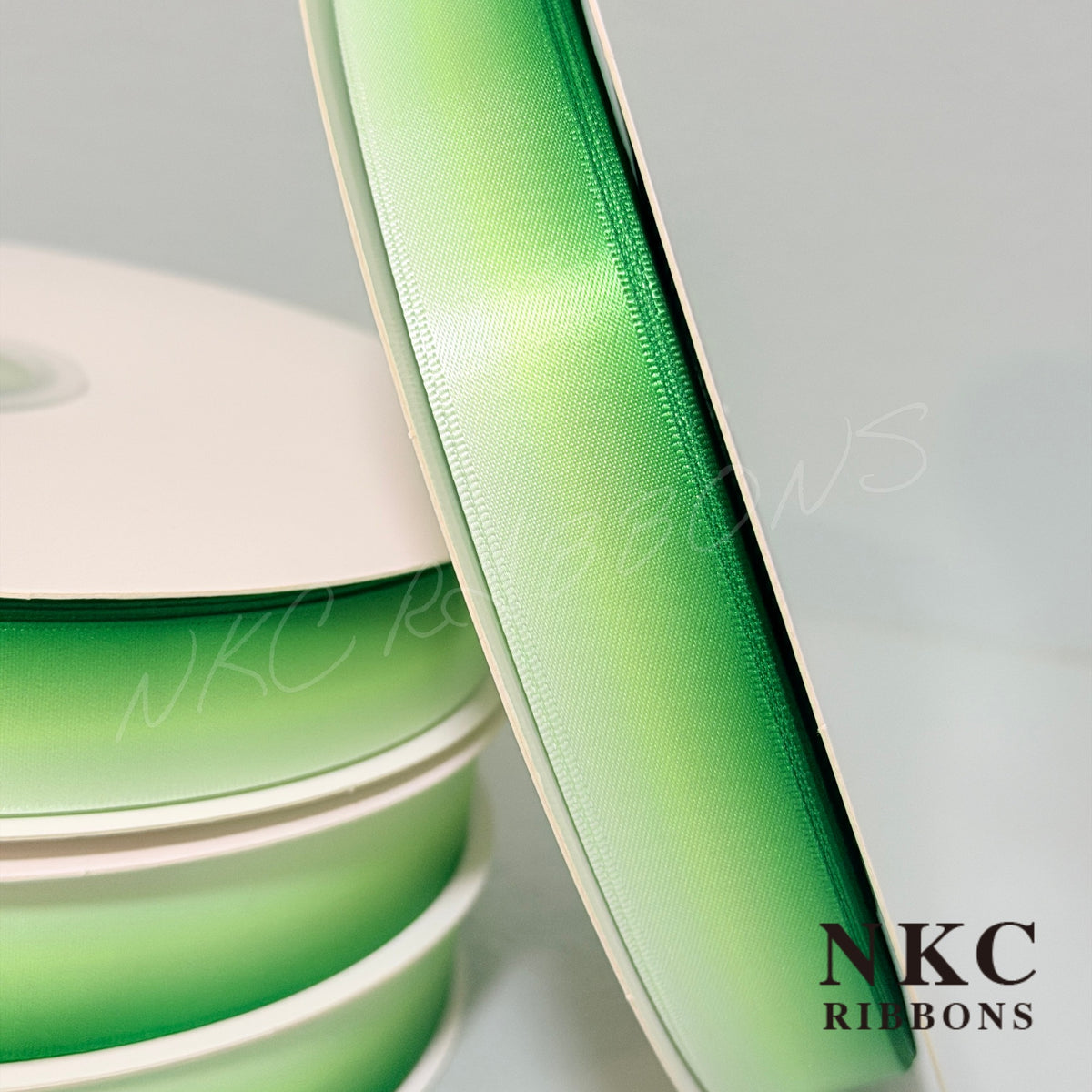 Green/White Ombre
